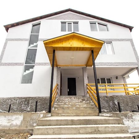 Katos Guesthouse Mestia Zewnętrze zdjęcie