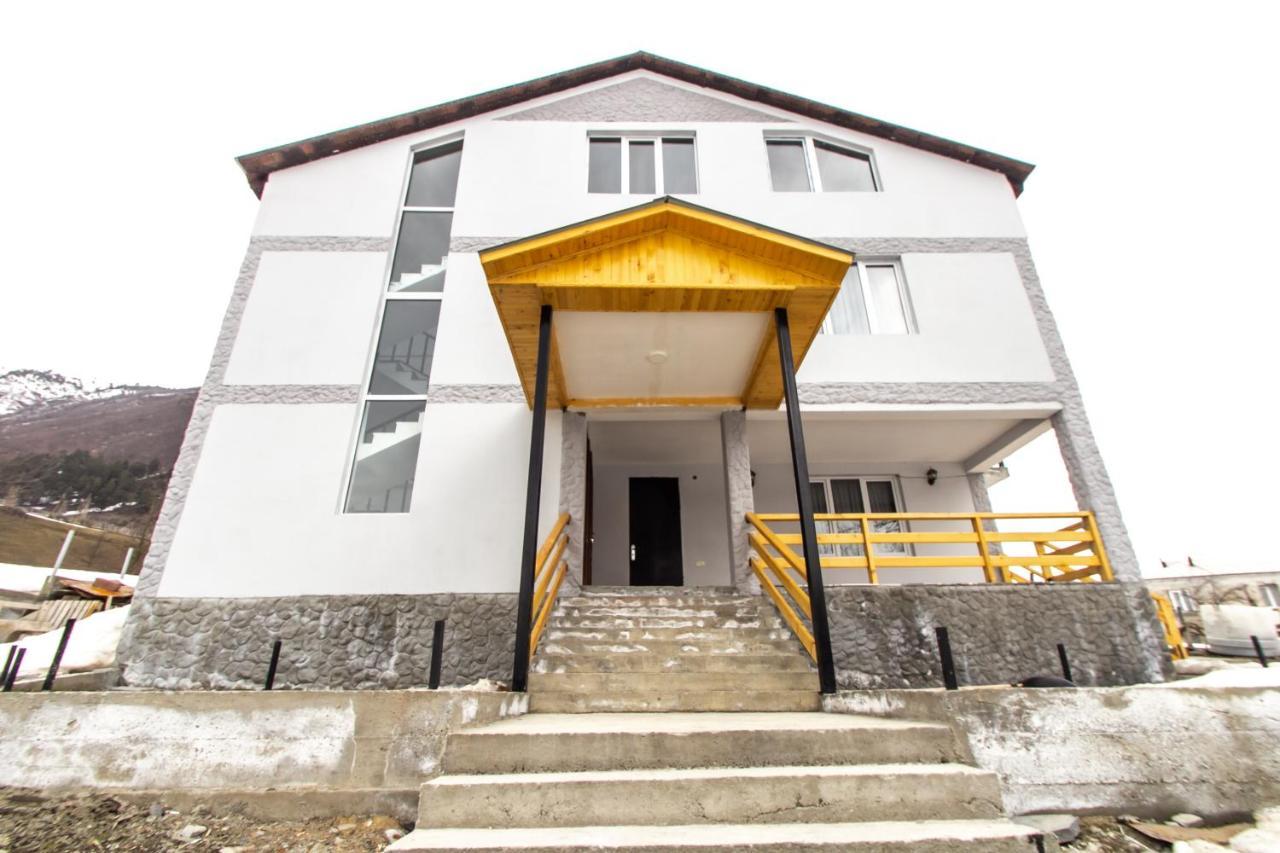 Katos Guesthouse Mestia Zewnętrze zdjęcie