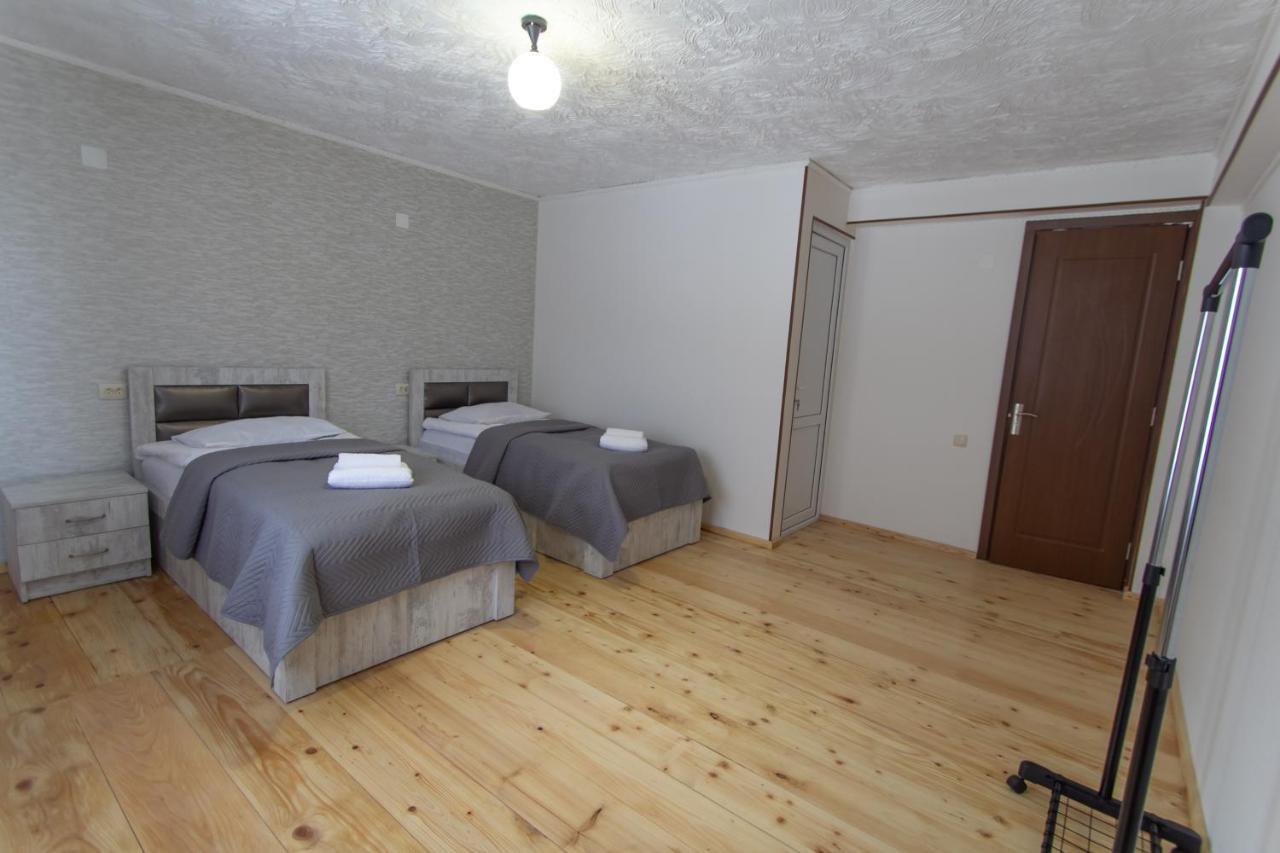 Katos Guesthouse Mestia Zewnętrze zdjęcie