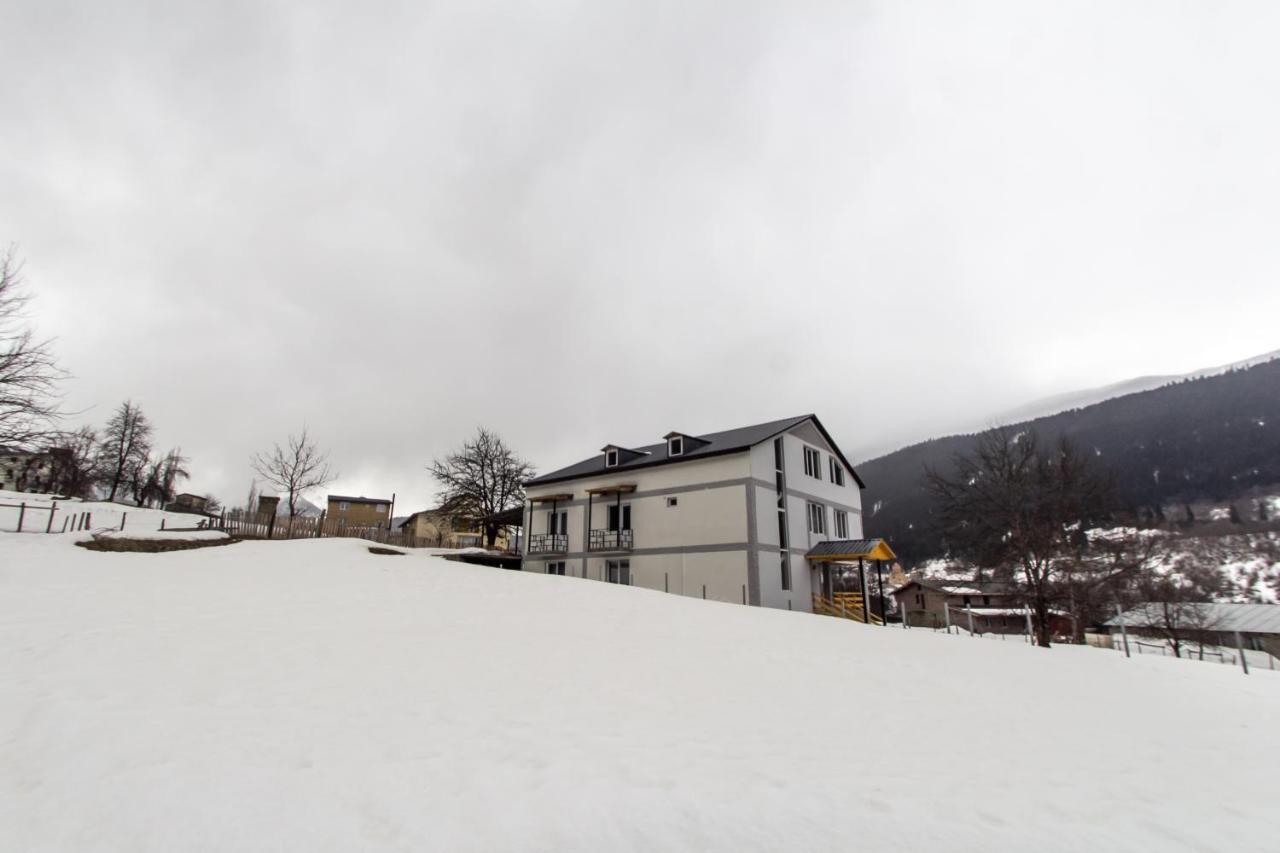 Katos Guesthouse Mestia Zewnętrze zdjęcie