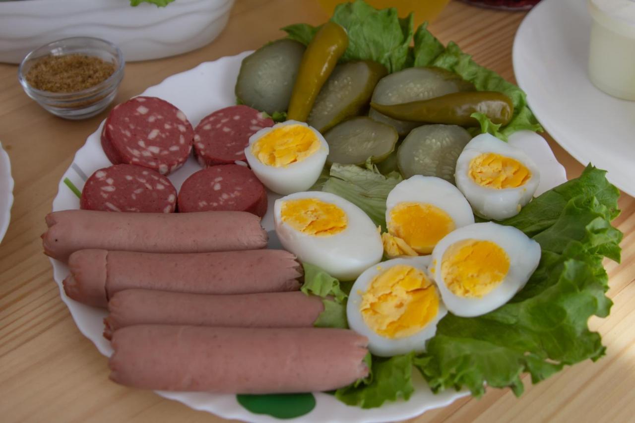 Katos Guesthouse Mestia Zewnętrze zdjęcie