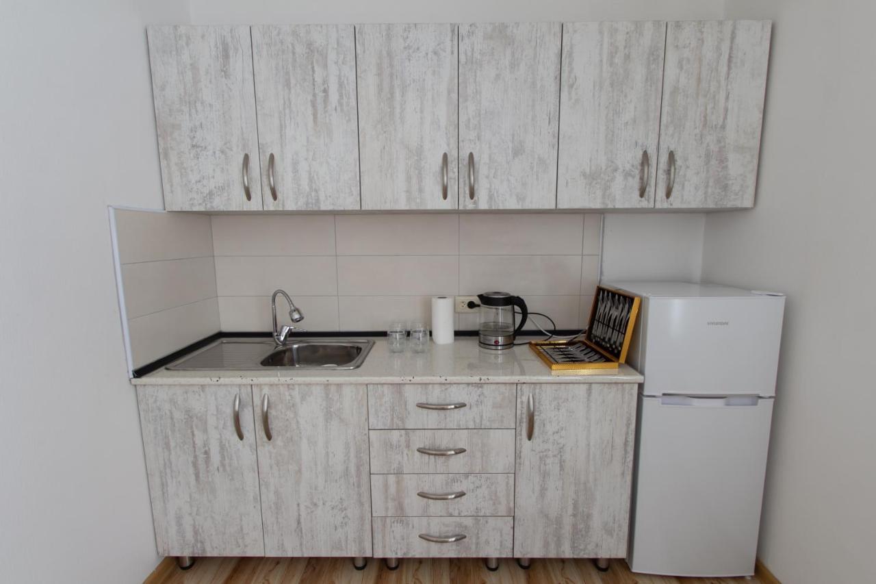 Katos Guesthouse Mestia Zewnętrze zdjęcie