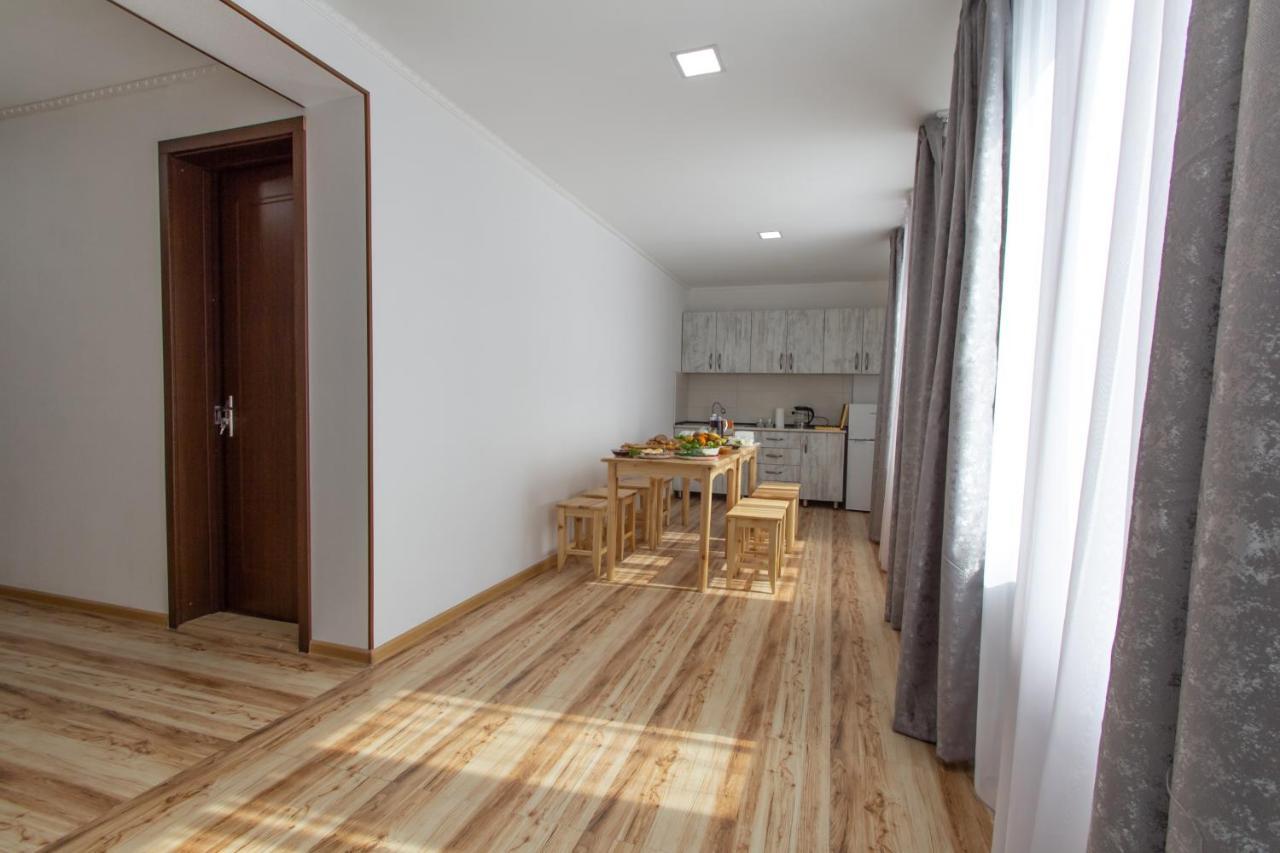 Katos Guesthouse Mestia Zewnętrze zdjęcie